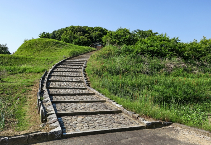 Mausoleum of Emperor Tenmu and Emperor Jito